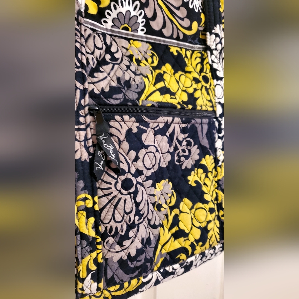 Vera Bradley 17" x 13.5" Tote Bag Barroque retired Print - Picture 10 of 15